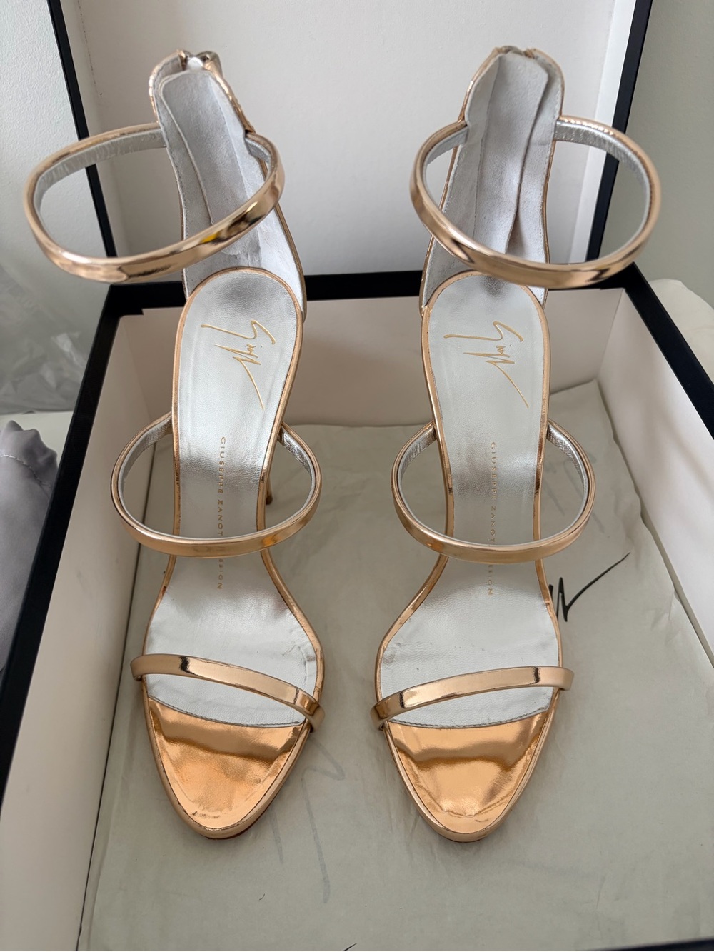 Giuseppe Zanotti Gold Metallic Strappy High-Heel Sandals - Picture 6 of 11